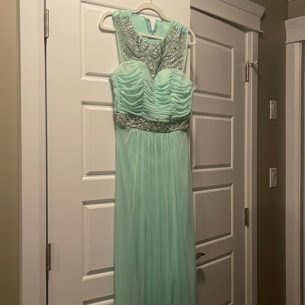 Prom gown